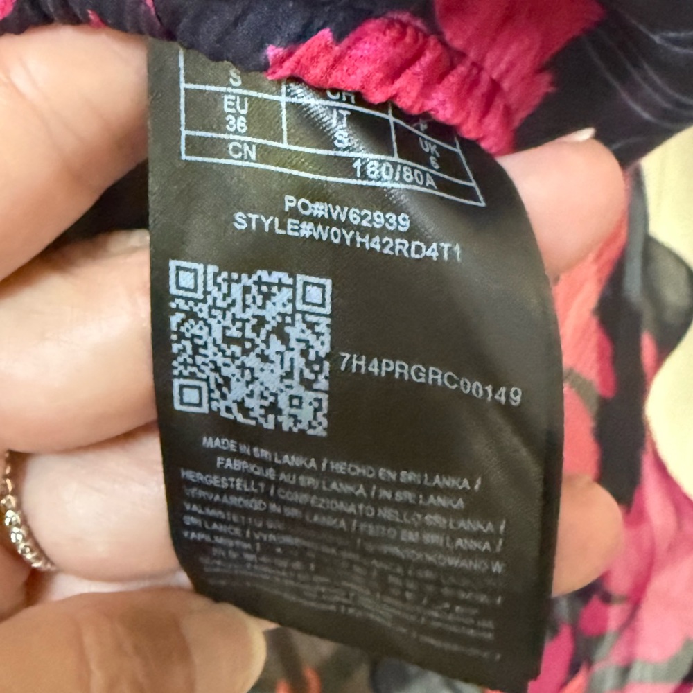 NWOT Women’s GUESS Multicolored Angel Wing Cropped Blouse - Picture 5 of 6